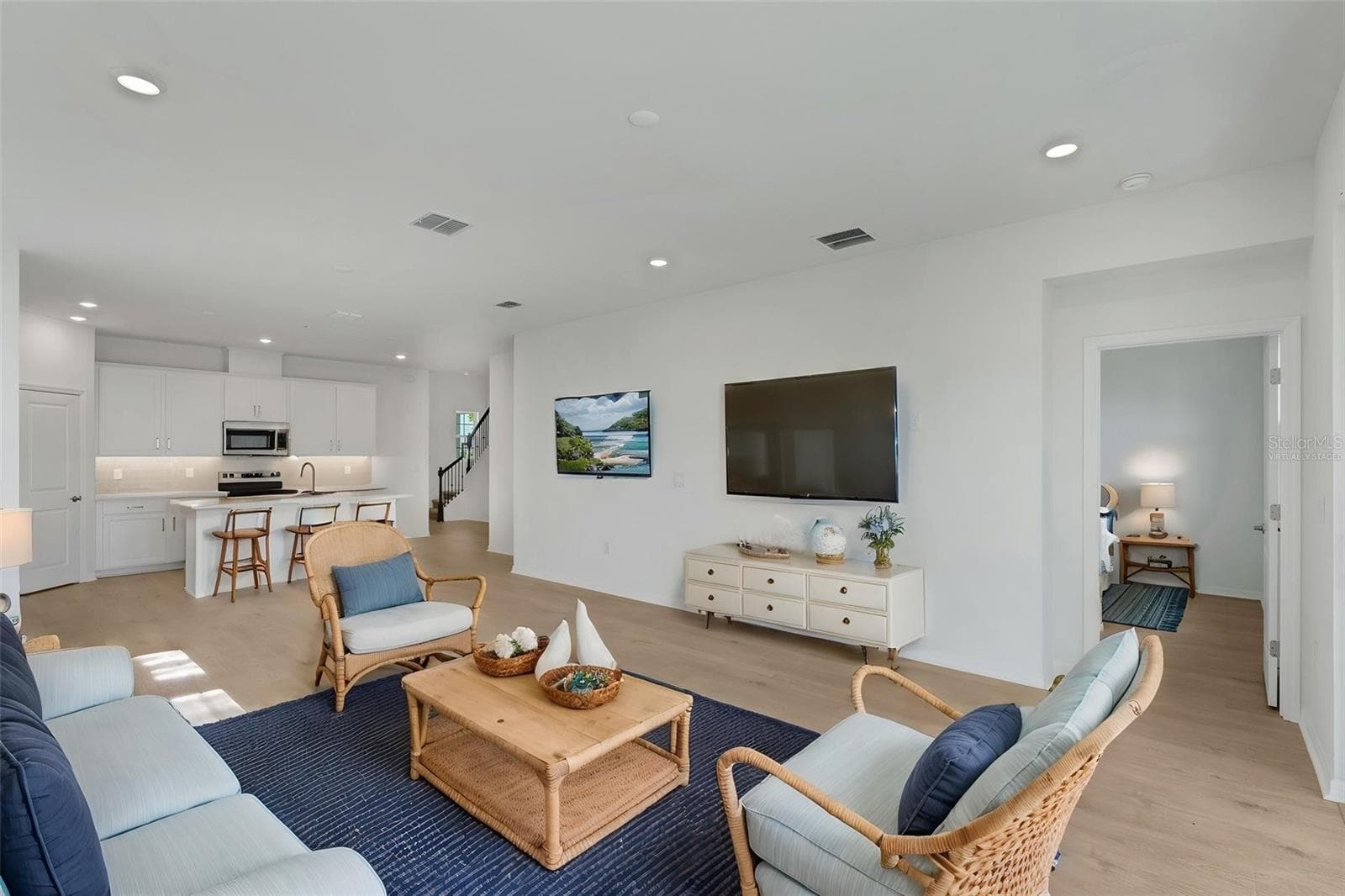 Virtually Staged - 8112 SUNNY POINT TRL, PARRISH