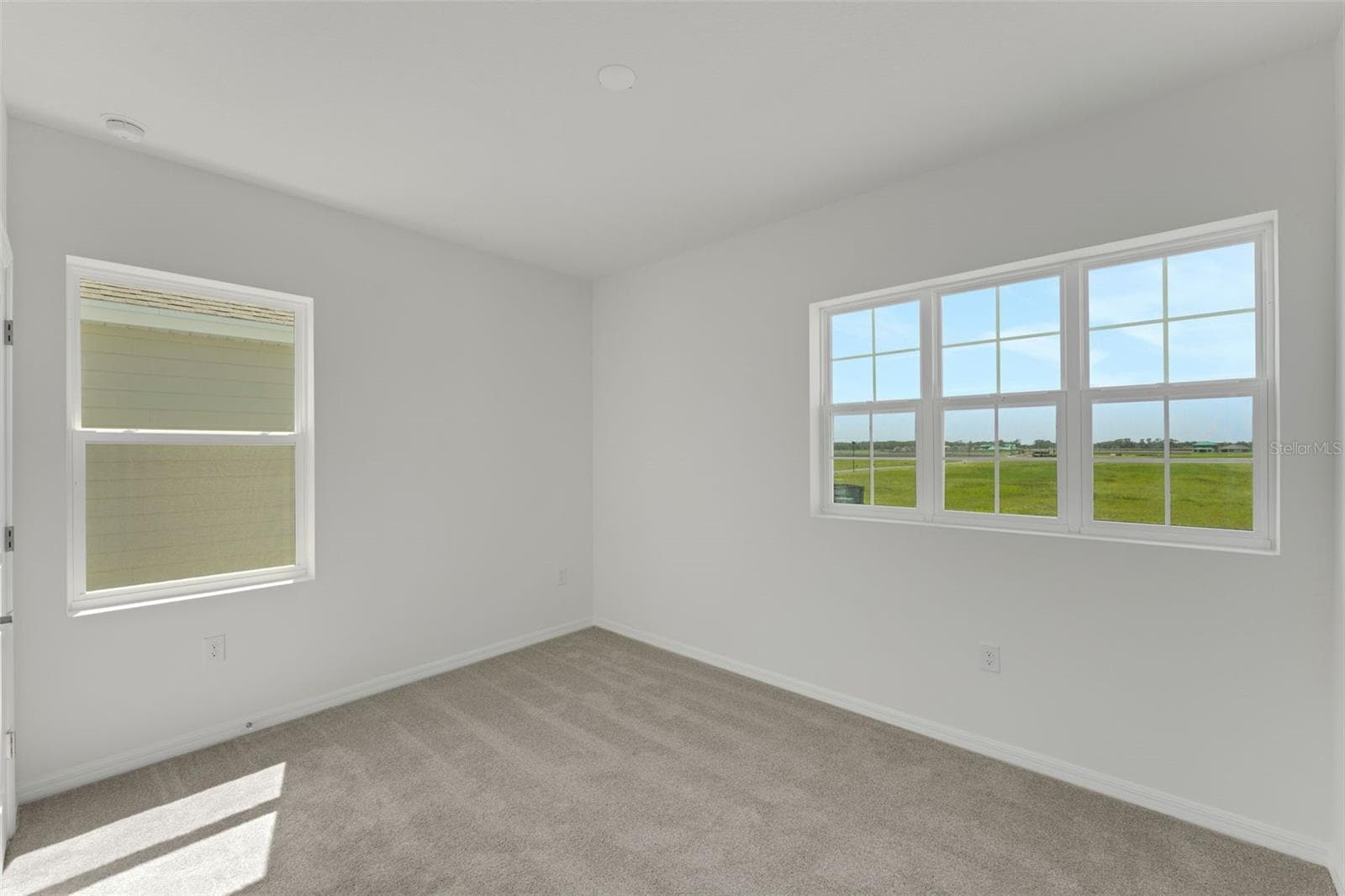 Single Family Residence at 8112 SUNNY POINT TRL, PARRISH, photo 40 of 43