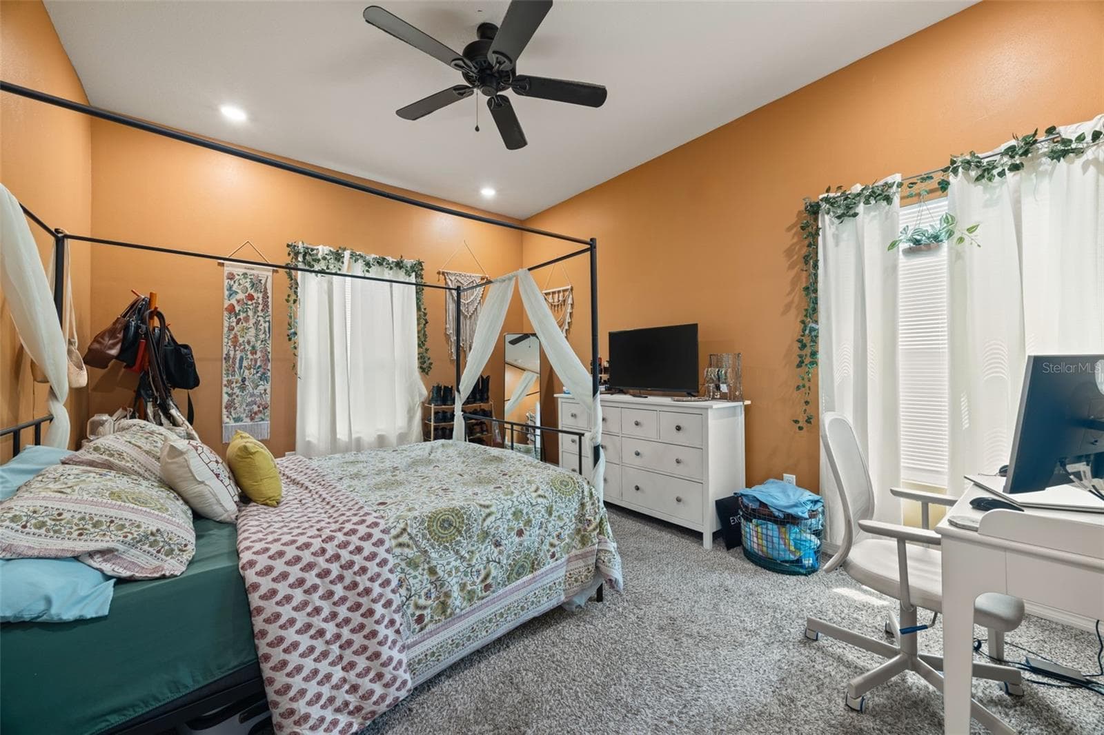 Single Family Residence at 3403 E 10TH AVE, TAMPA, photo 9 of 11