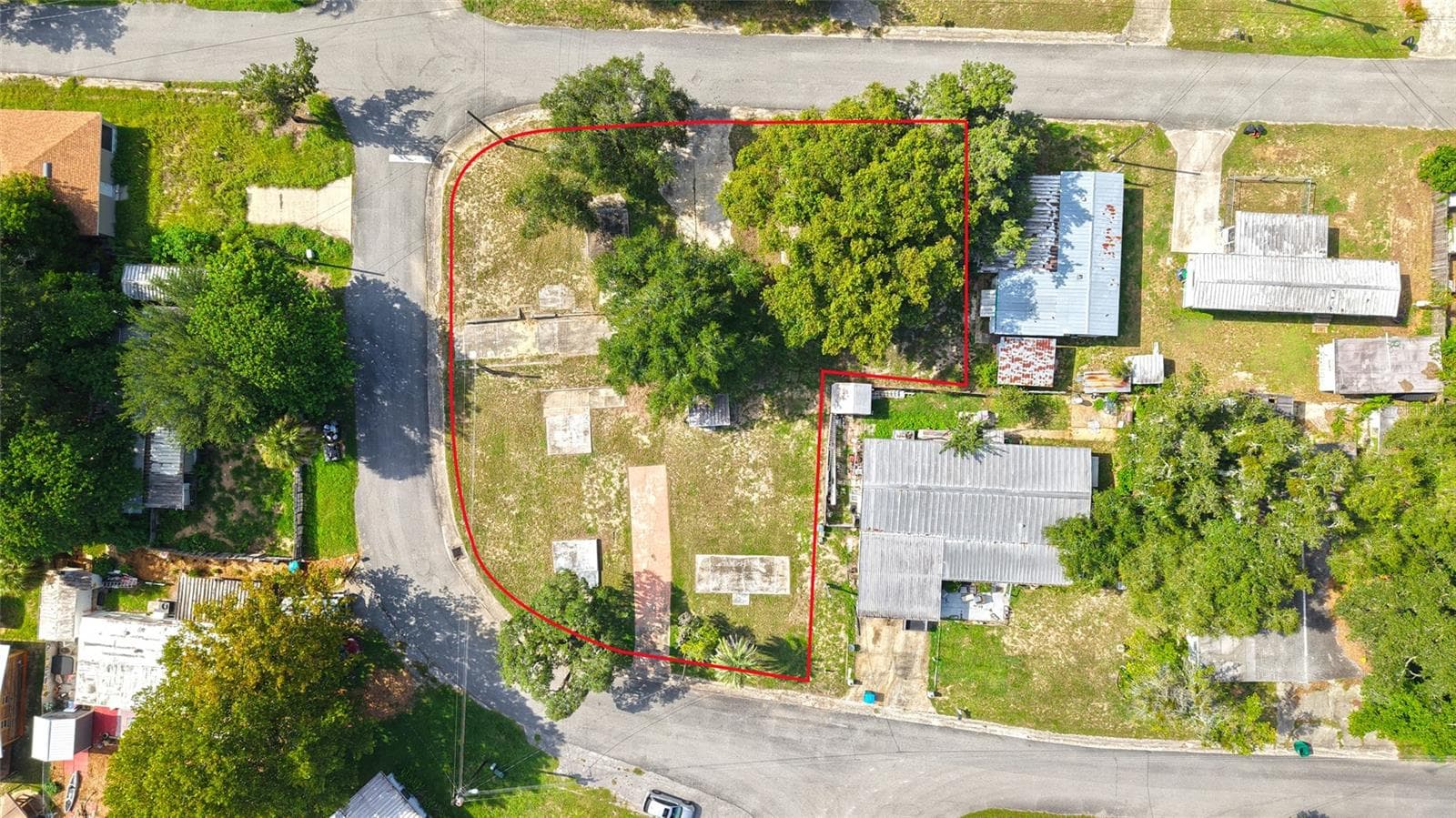 4672 N APACHE TRL