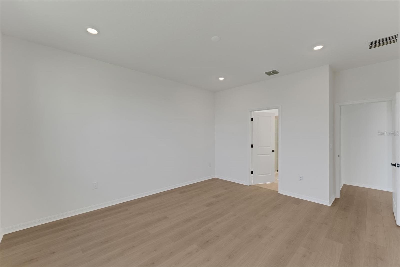 Single Family Residence at 8120 SUNNY POINT TRL, PARRISH, photo 24 of 33
