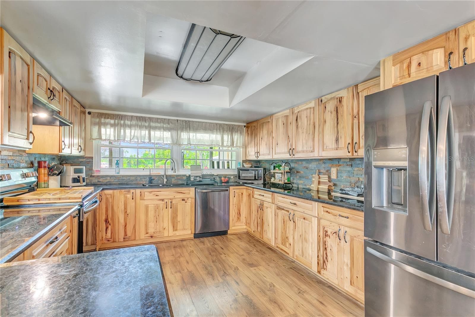 Lots of counter space for cooking - 10710 BILL TUCKER RD, WIMAUMA