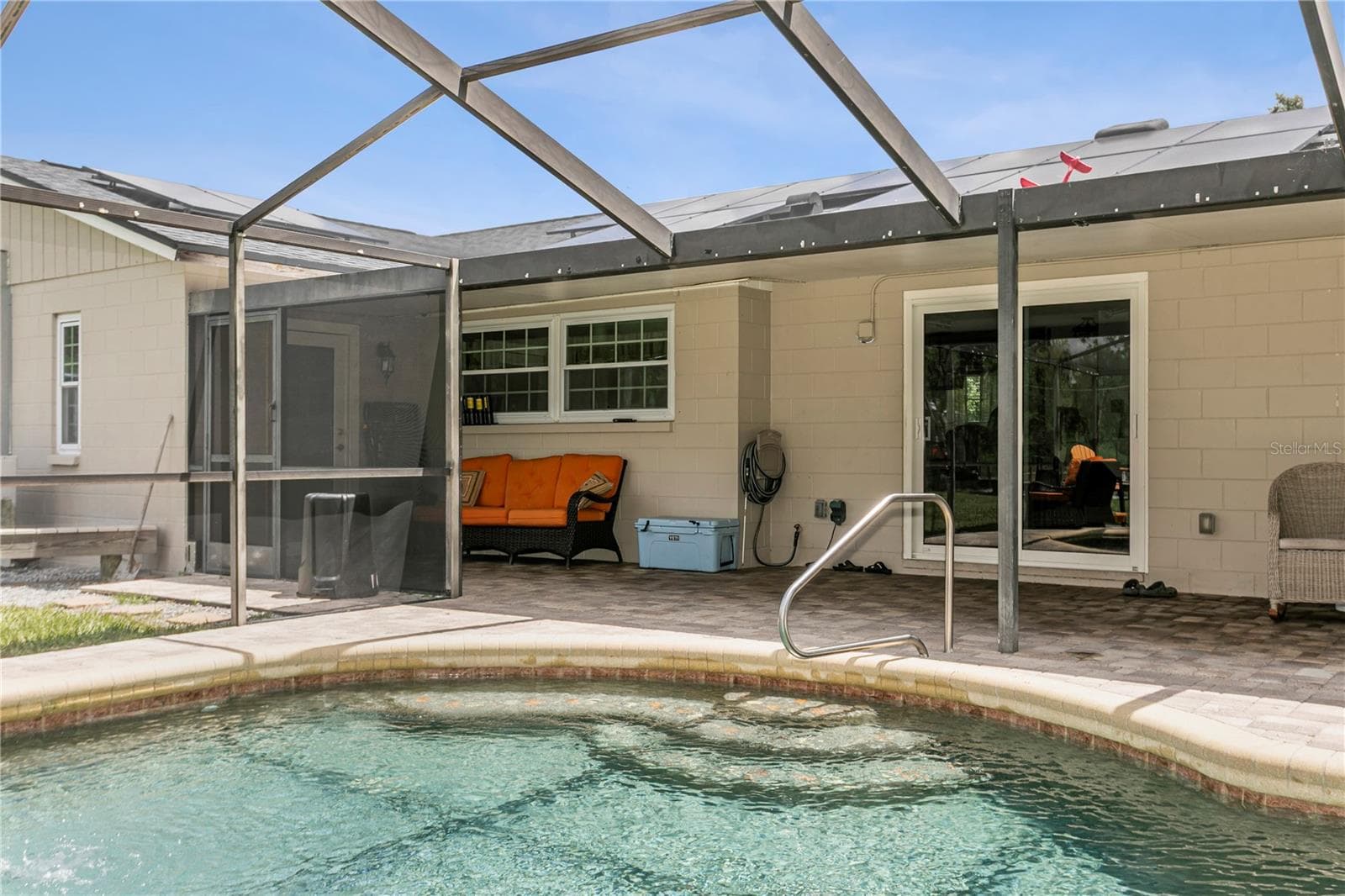 Porch and pool - 10710 BILL TUCKER RD, WIMAUMA