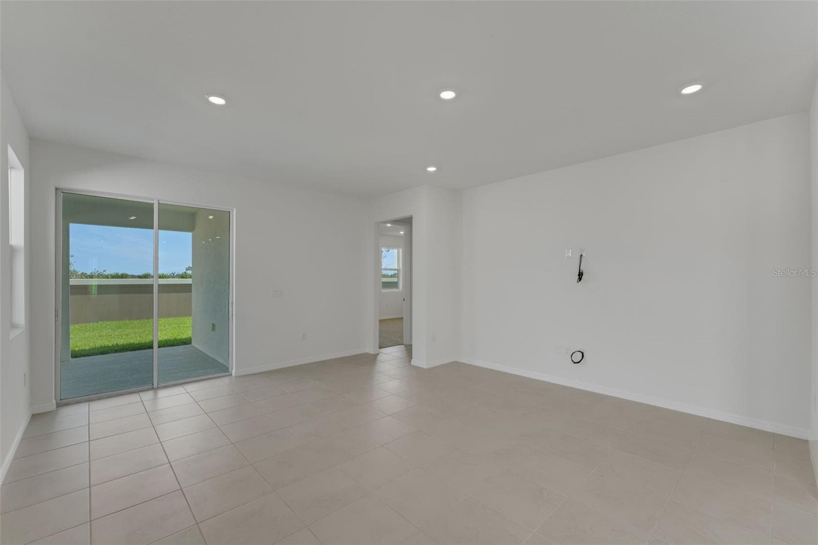 Single Family Residence at 8124 SUNNY POINT TRL, PARRISH, photo 13 of 36