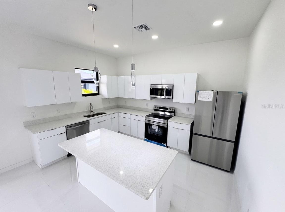 Single Family Residence at 4324 JACARANDA PKWY W, CAPE CORAL, photo 14 of 36