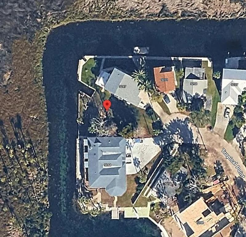 5243 TROPICAL PT