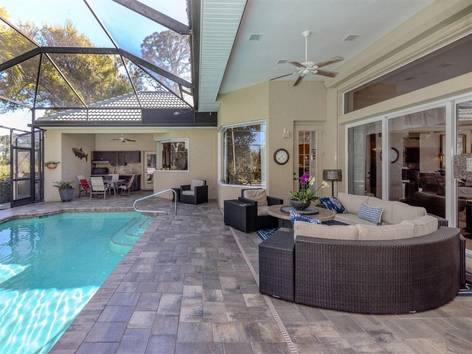 Single Family Residence at 444 TREMINGHAM WAY, VENICE, photo 12 of 105