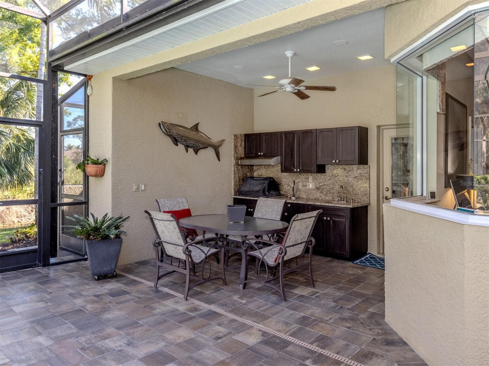 Single Family Residence at 444 TREMINGHAM WAY, VENICE, photo 18 of 105