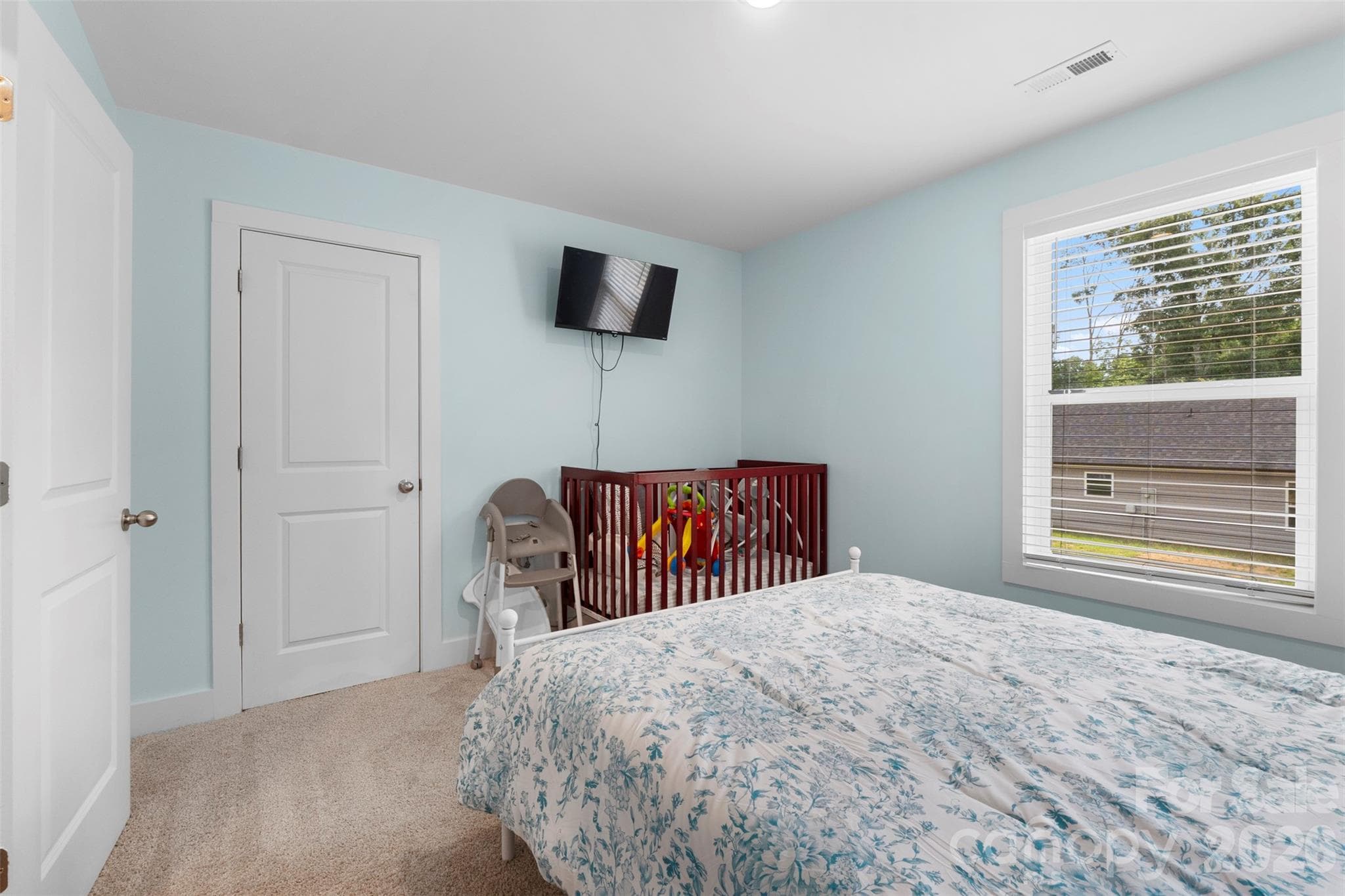Single Family Residence at 542 Oak Road, Norwood, photo 12 of 26