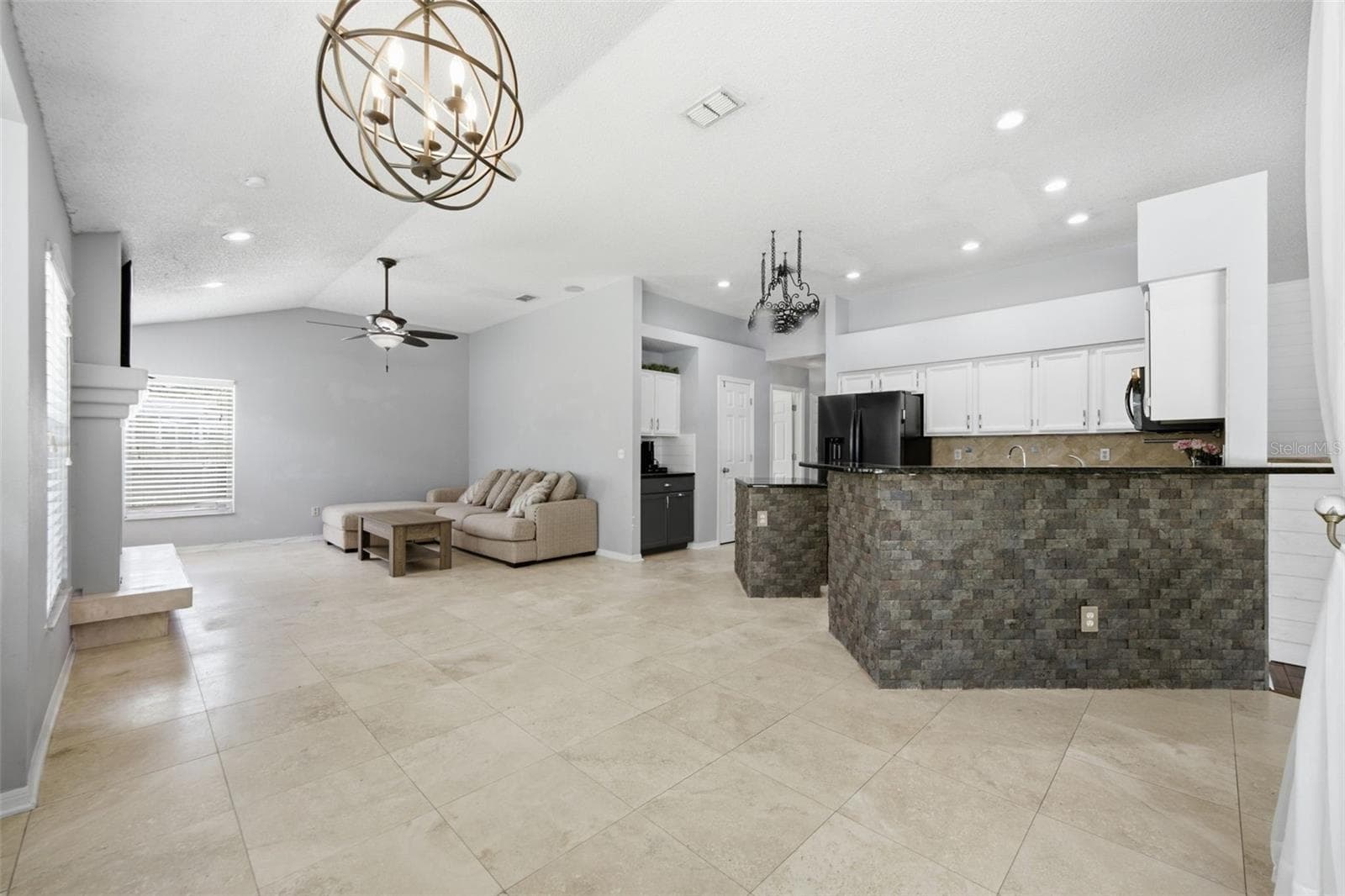 Single Family Residence at 28707 RALEIGH PL, WESLEY CHAPEL, photo 7 of 42
