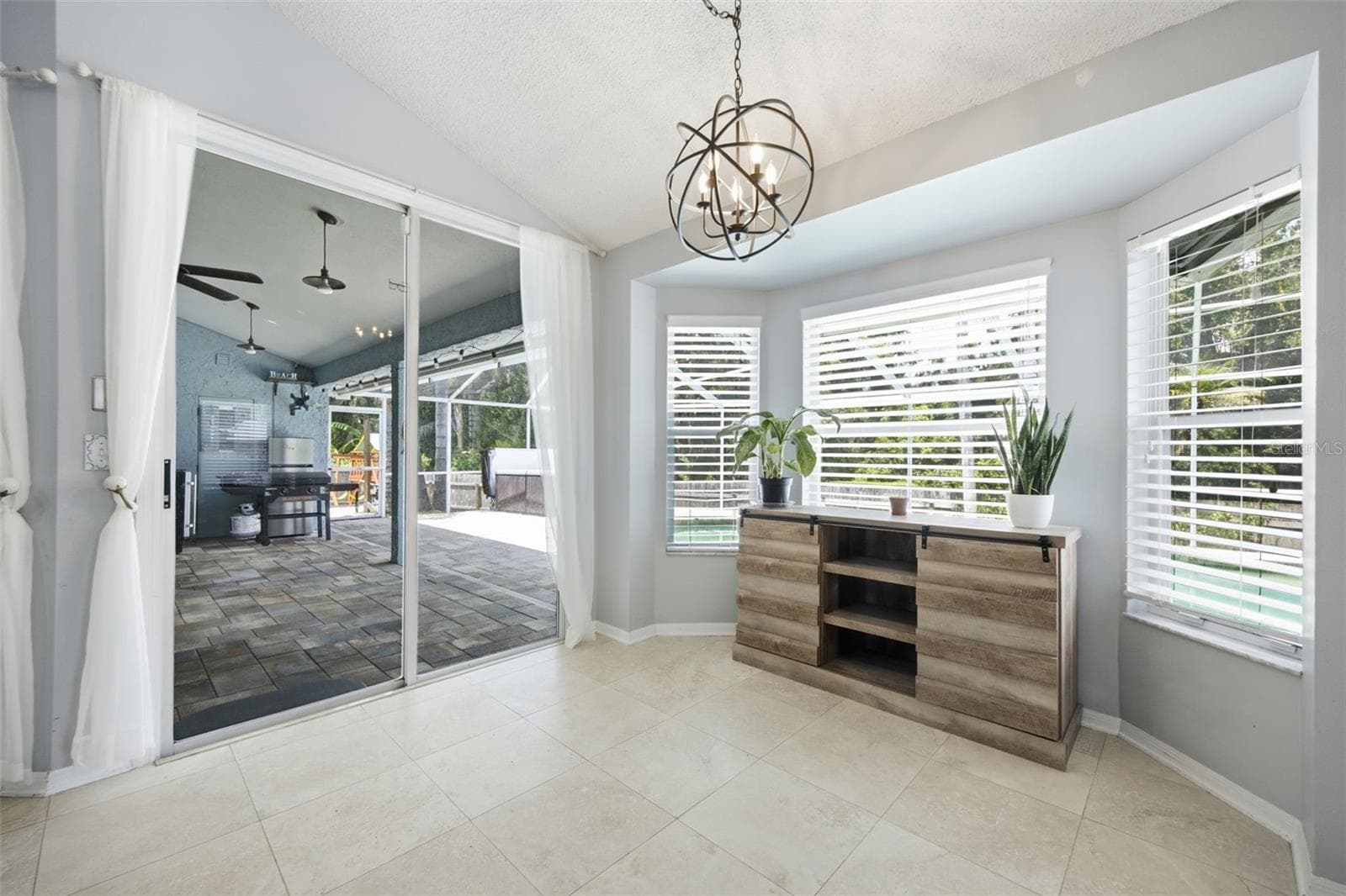 Single Family Residence at 28707 RALEIGH PL, WESLEY CHAPEL, photo 11 of 42