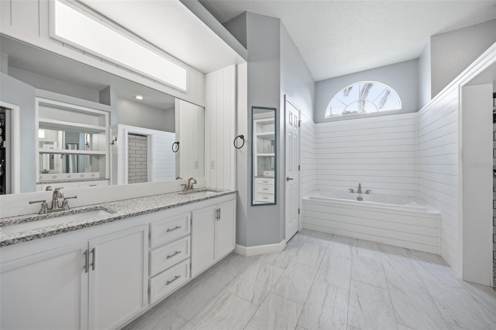 Owners Suite Bathroom - 28707 RALEIGH PL, WESLEY CHAPEL