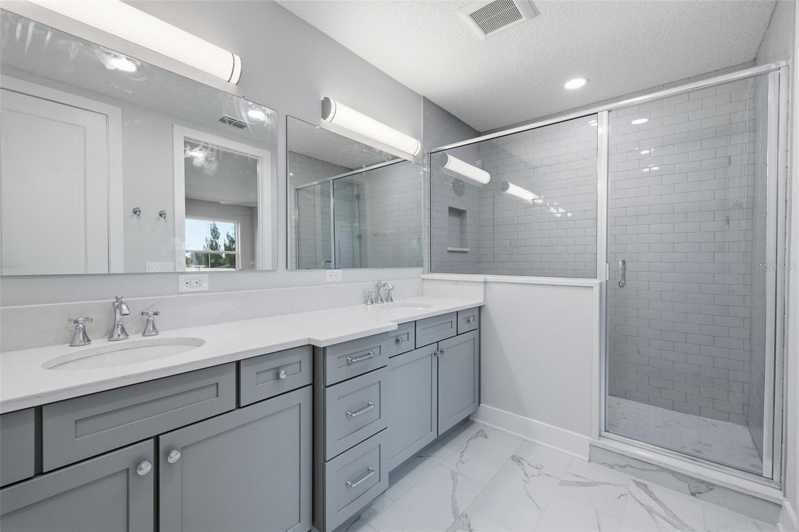 Townhouse at 4208 W CARMEN ST #B, TAMPA, photo 22 of 35