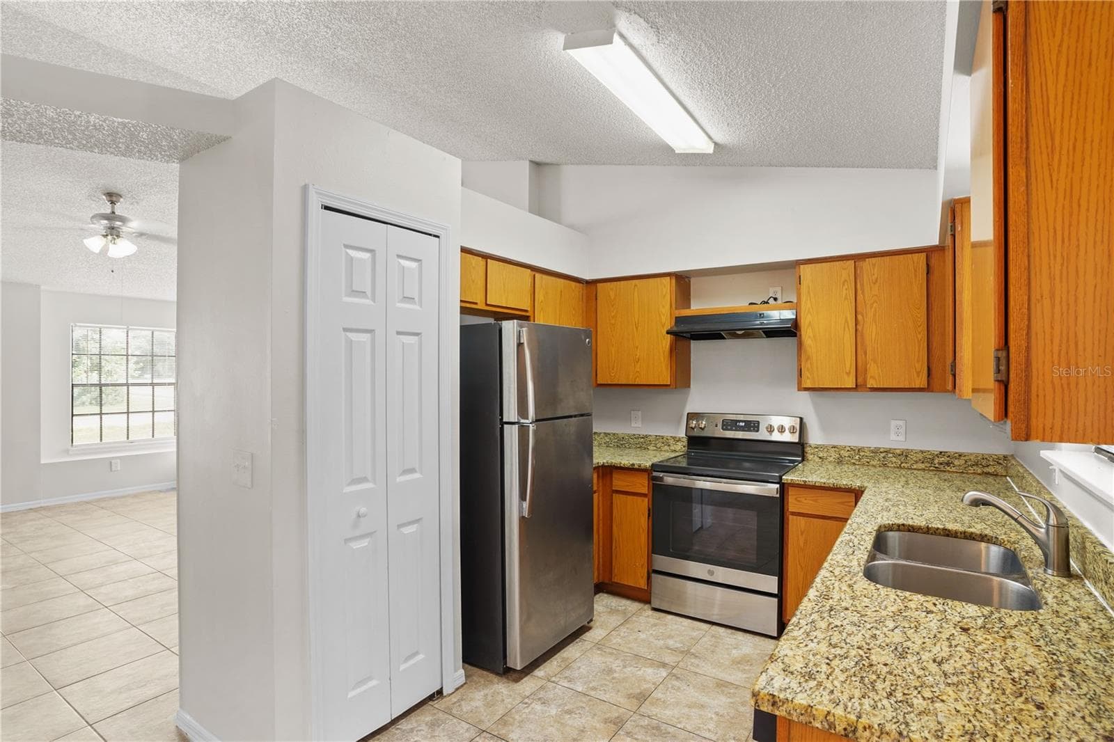 Single Family Residence at 3491 MONUMENT DR, DELTONA, photo 18 of 37