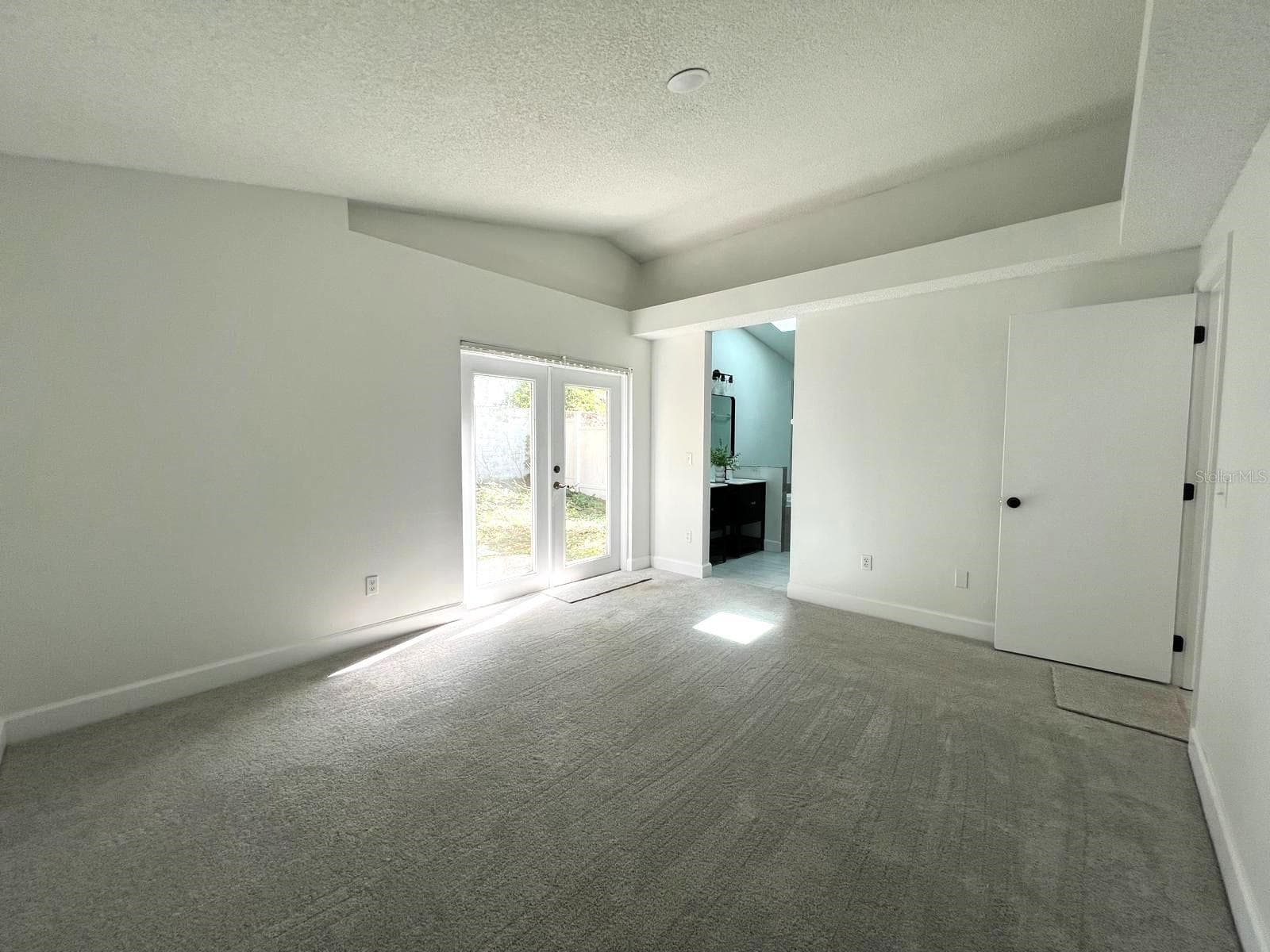 Single Family Residence at 1716 CHATHAM CIR, APOPKA, photo 4 of 47