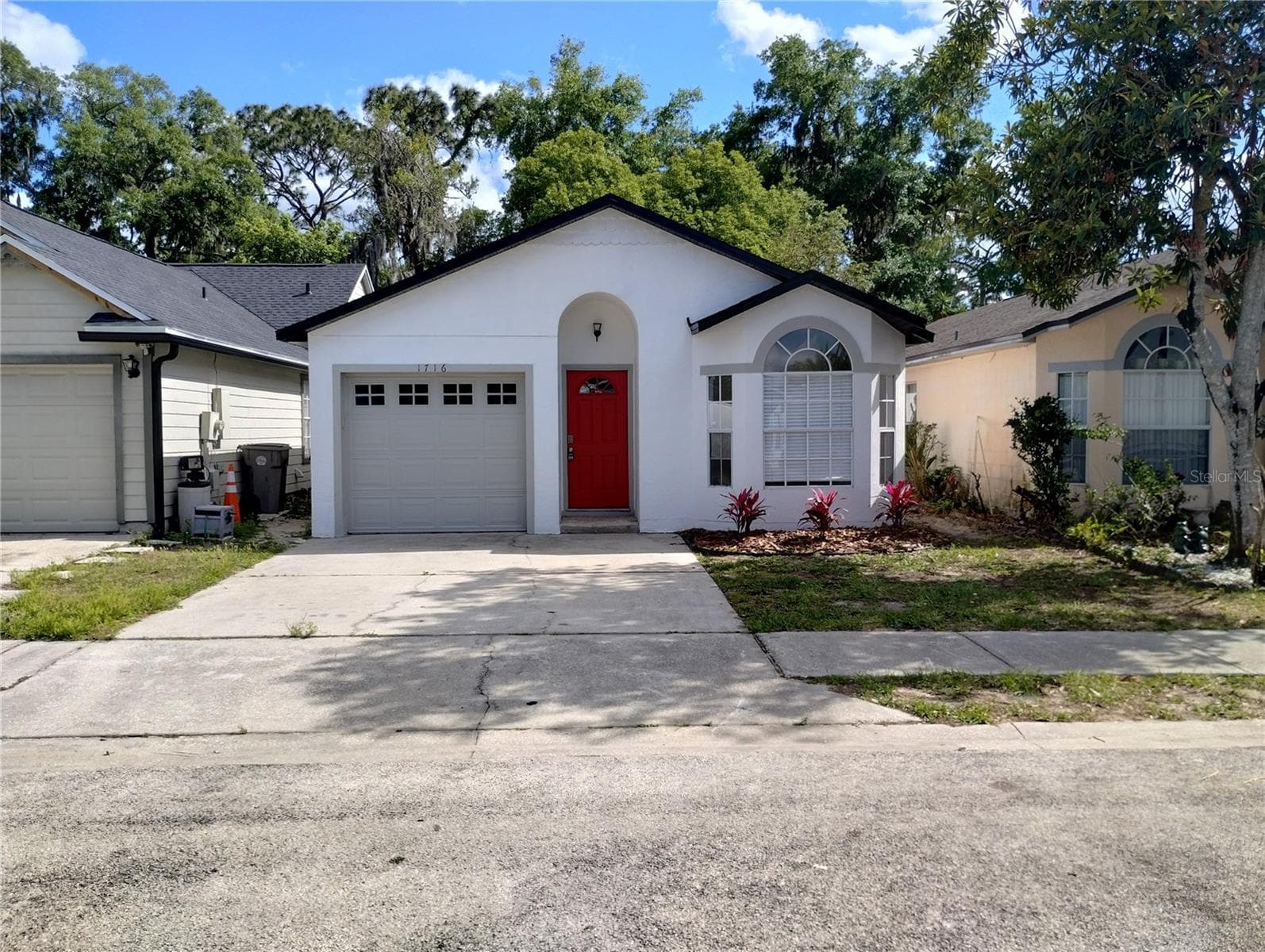 Single Family Residence at 1716 CHATHAM CIR, APOPKA, photo 6 of 47