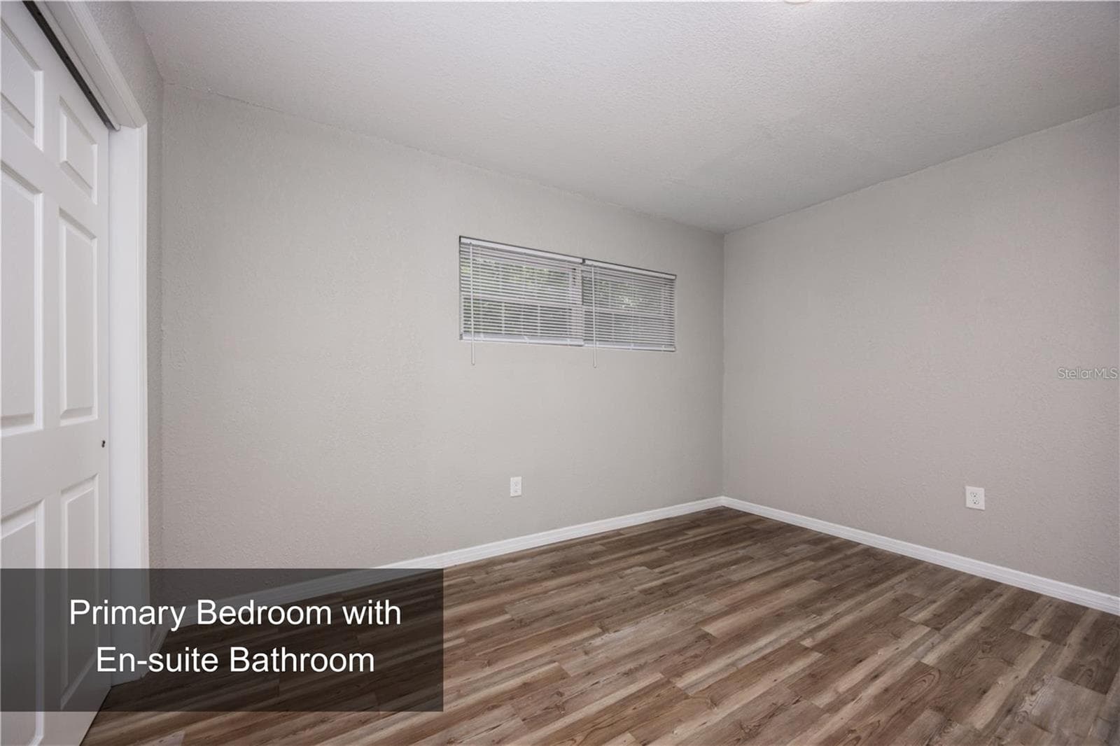 Primary Bedroom with En-suite Bathroom - 640 NW 36TH TER, GAINESVILLE