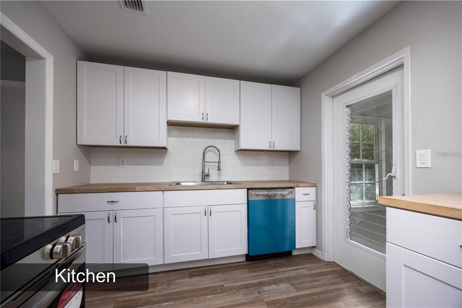Kitchen - 640 NW 36TH TER, GAINESVILLE