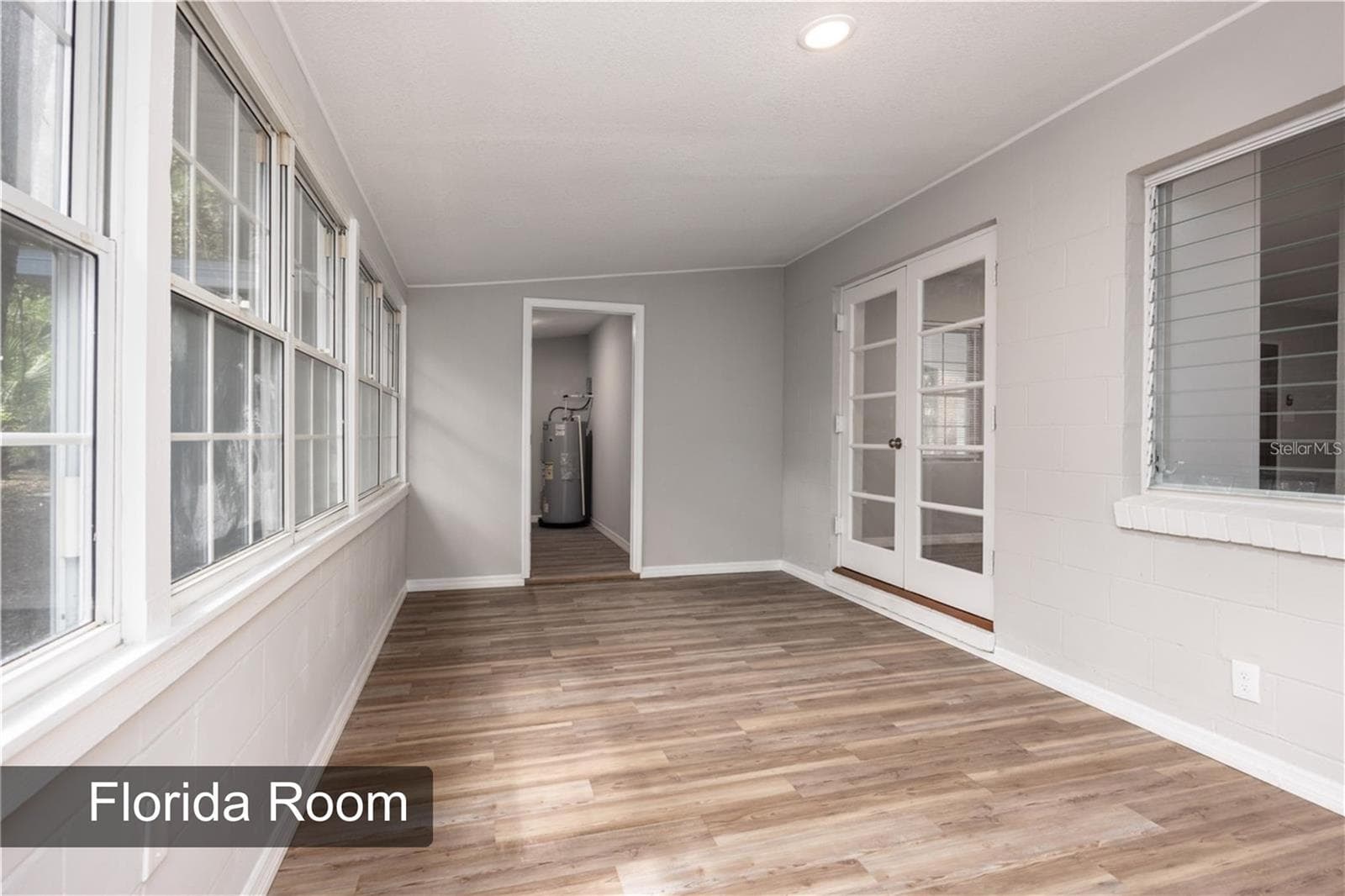 Florida Room - 640 NW 36TH TER, GAINESVILLE