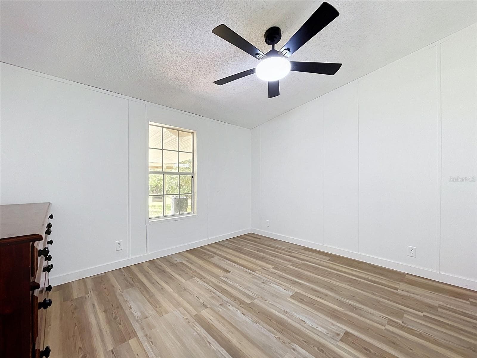 Manufactured Home at 12717 FARMETTES RD, LAKELAND, photo 23 of 33