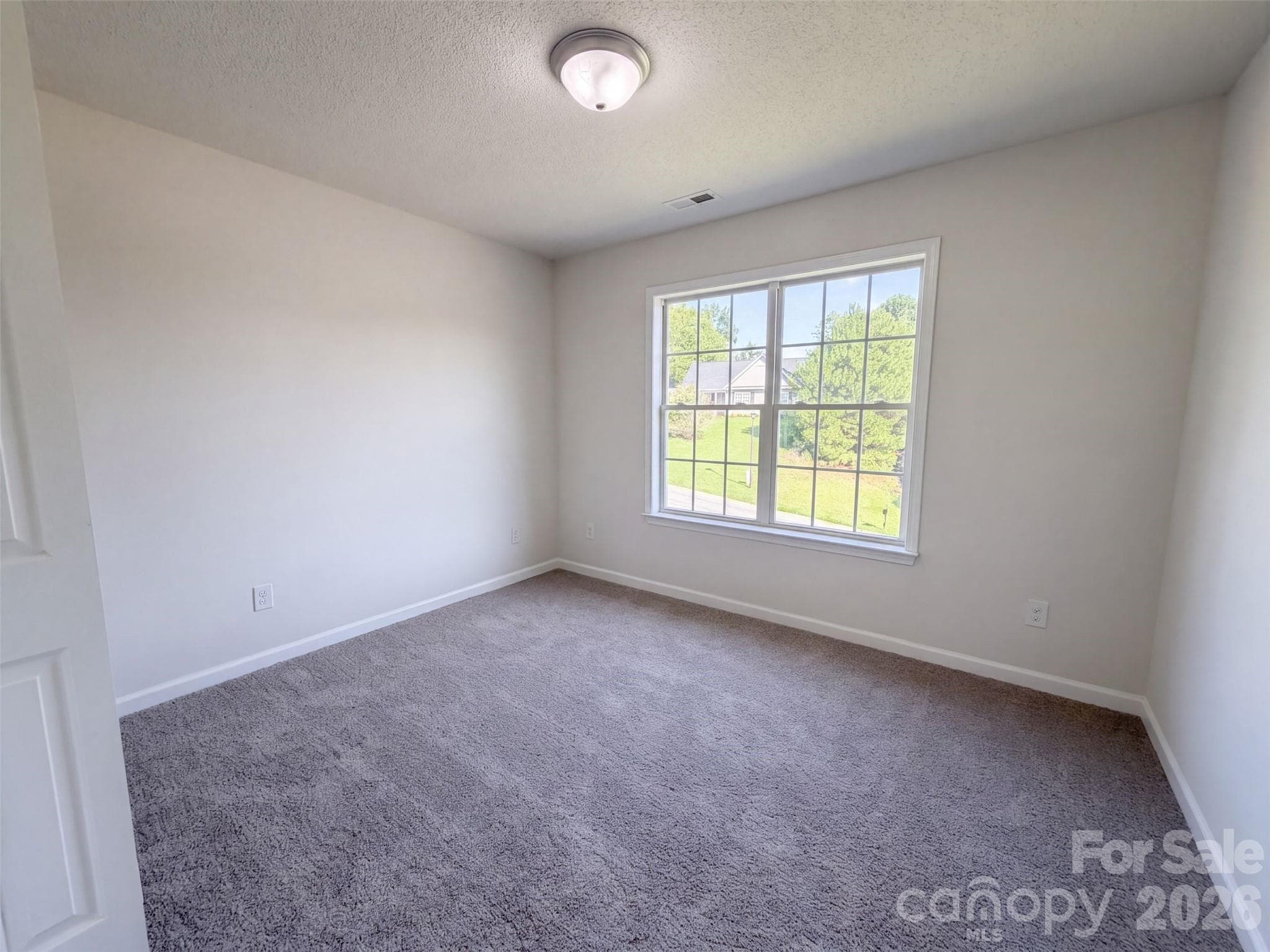 Single Family Residence at 1667 Oakview Way, Rock Hill, photo 9 of 15