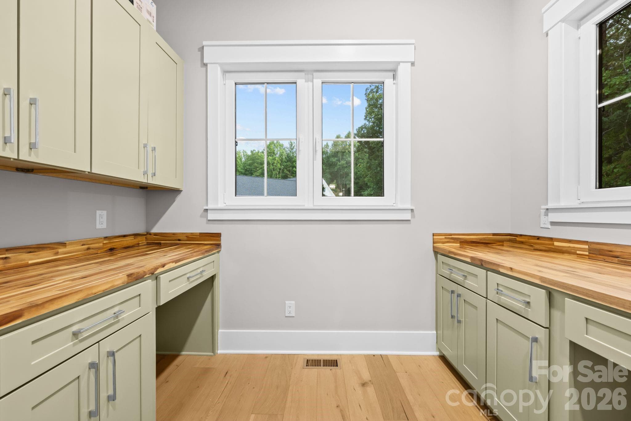 Single Family Residence at 8941 Blair Road, Charlotte, photo 11 of 48