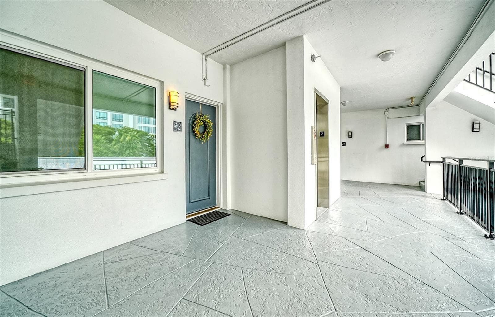 Condominium at 400 GOLDEN GATE PT #22, SARASOTA, photo 29 of 39