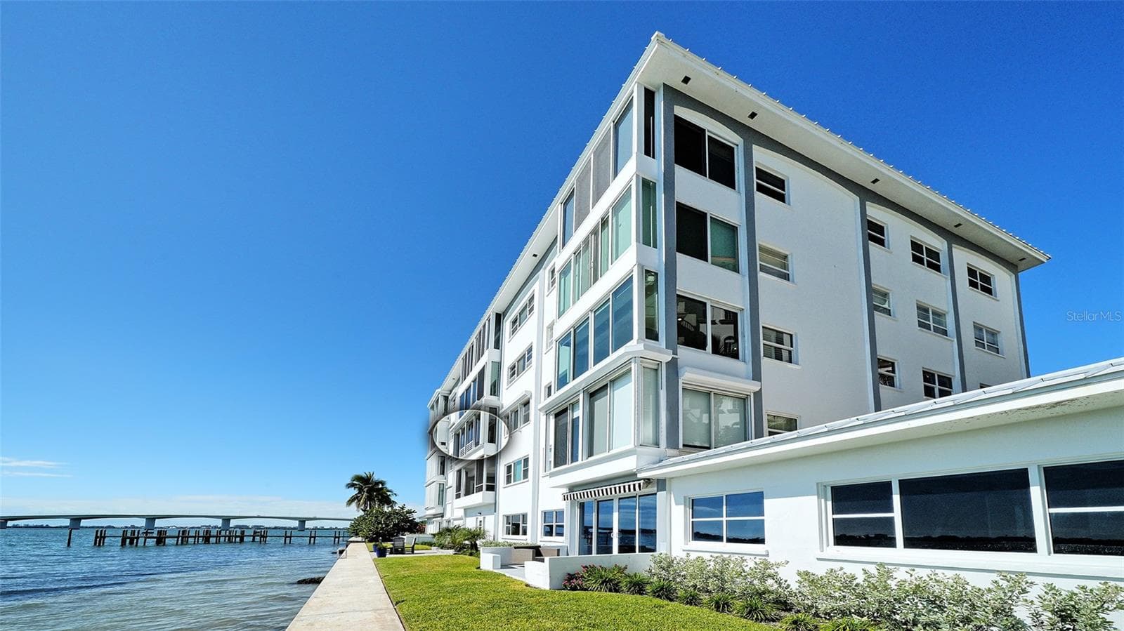Condominium at 400 GOLDEN GATE PT #22, SARASOTA, photo 31 of 39