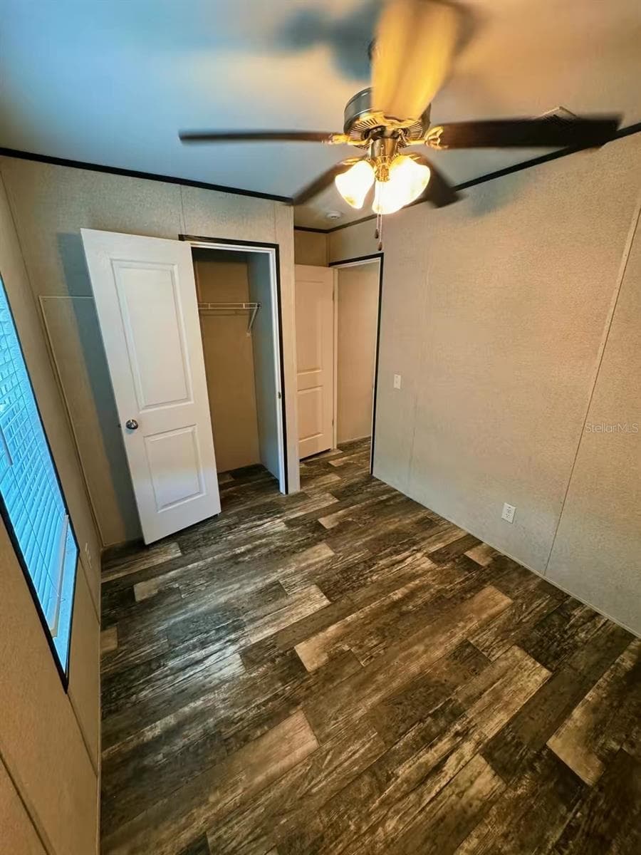 Manufactured Home at 2013 KEPNER DR, HOLIDAY, photo 11 of 28