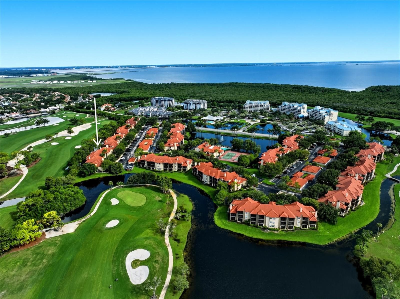 Condominium at 2400 FEATHER SOUND DR #427, CLEARWATER, photo 5 of 35