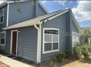 Townhouse at 133 MANGO DR, DAVENPORT, photo 2 of 11