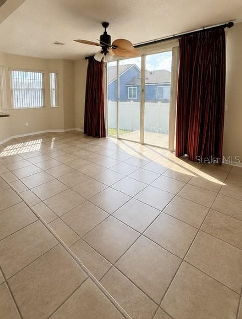 Townhouse at 133 MANGO DR, DAVENPORT, photo 3 of 11