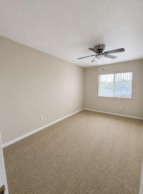 Townhouse at 133 MANGO DR, DAVENPORT, photo 10 of 11