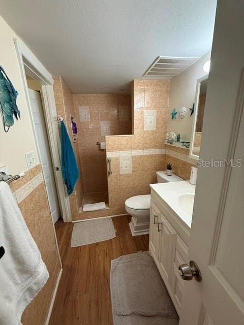 Beautiful bathroom - 3444 TROPHY BLVD, NEW PORT RICHEY