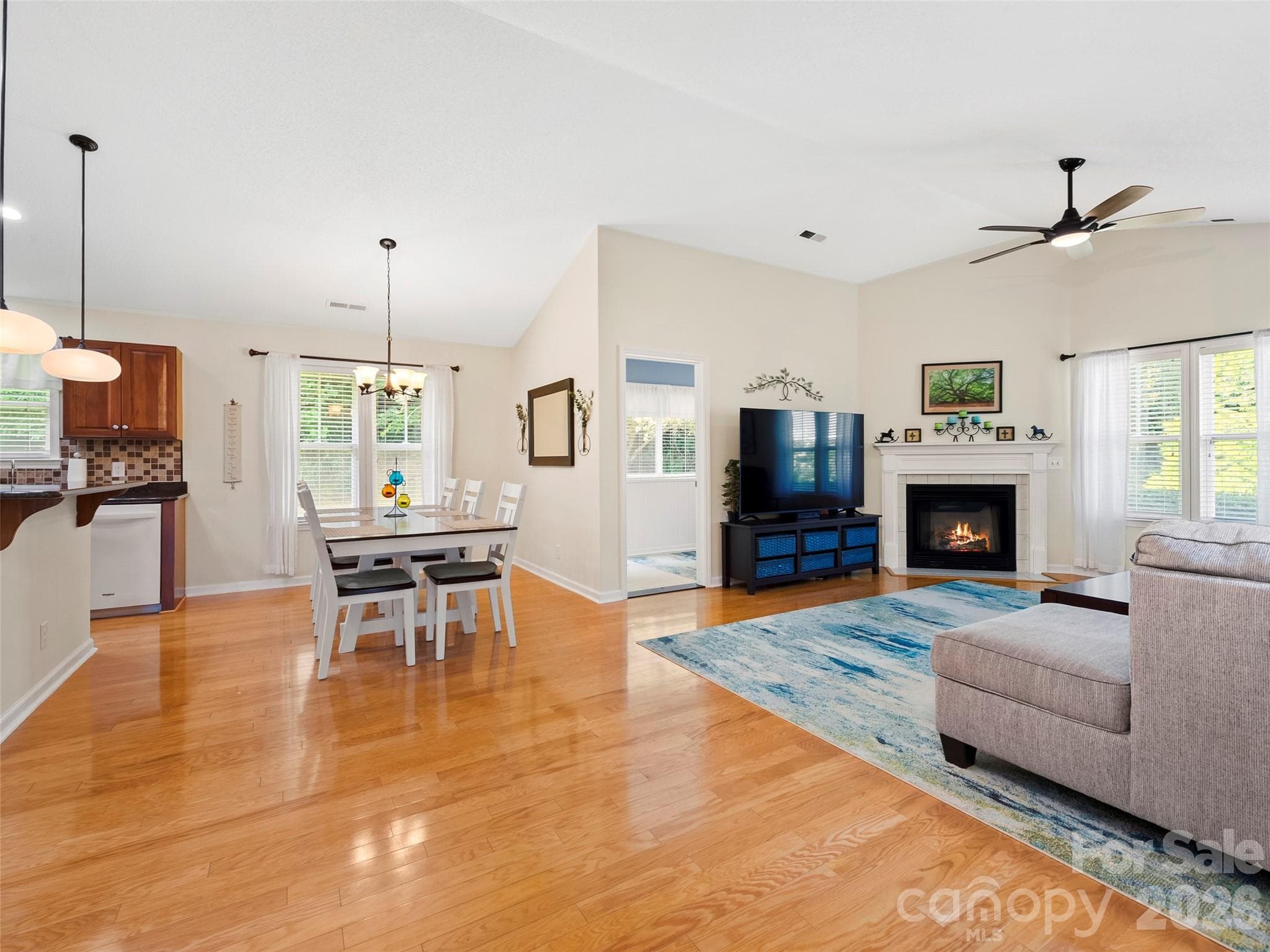 Townhouse at 196 Snowy Egret Way, Hendersonville, photo 6 of 32