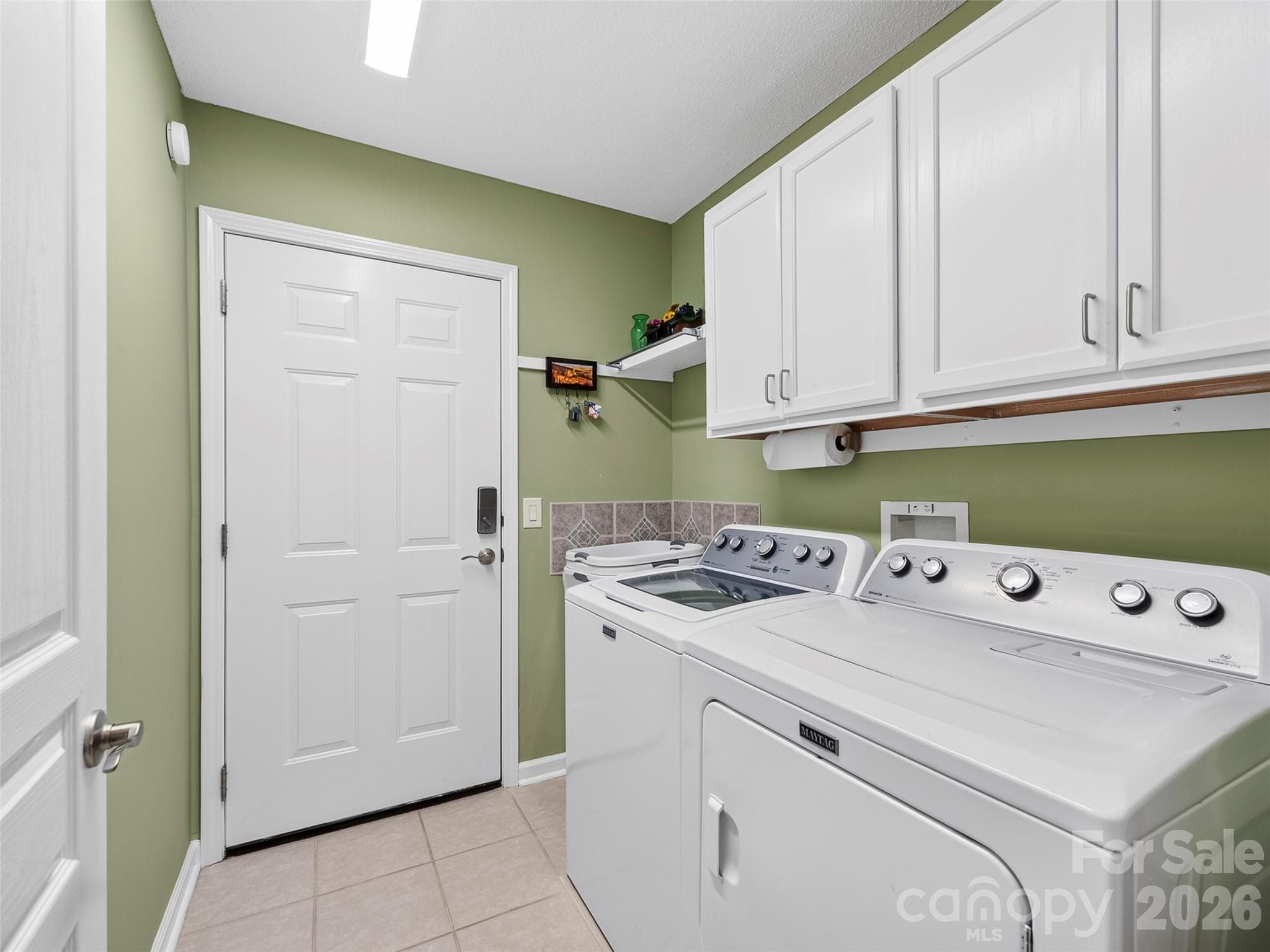 Mudroom with newer Washer and Dryer - 196 Snowy Egret Way, Hendersonville