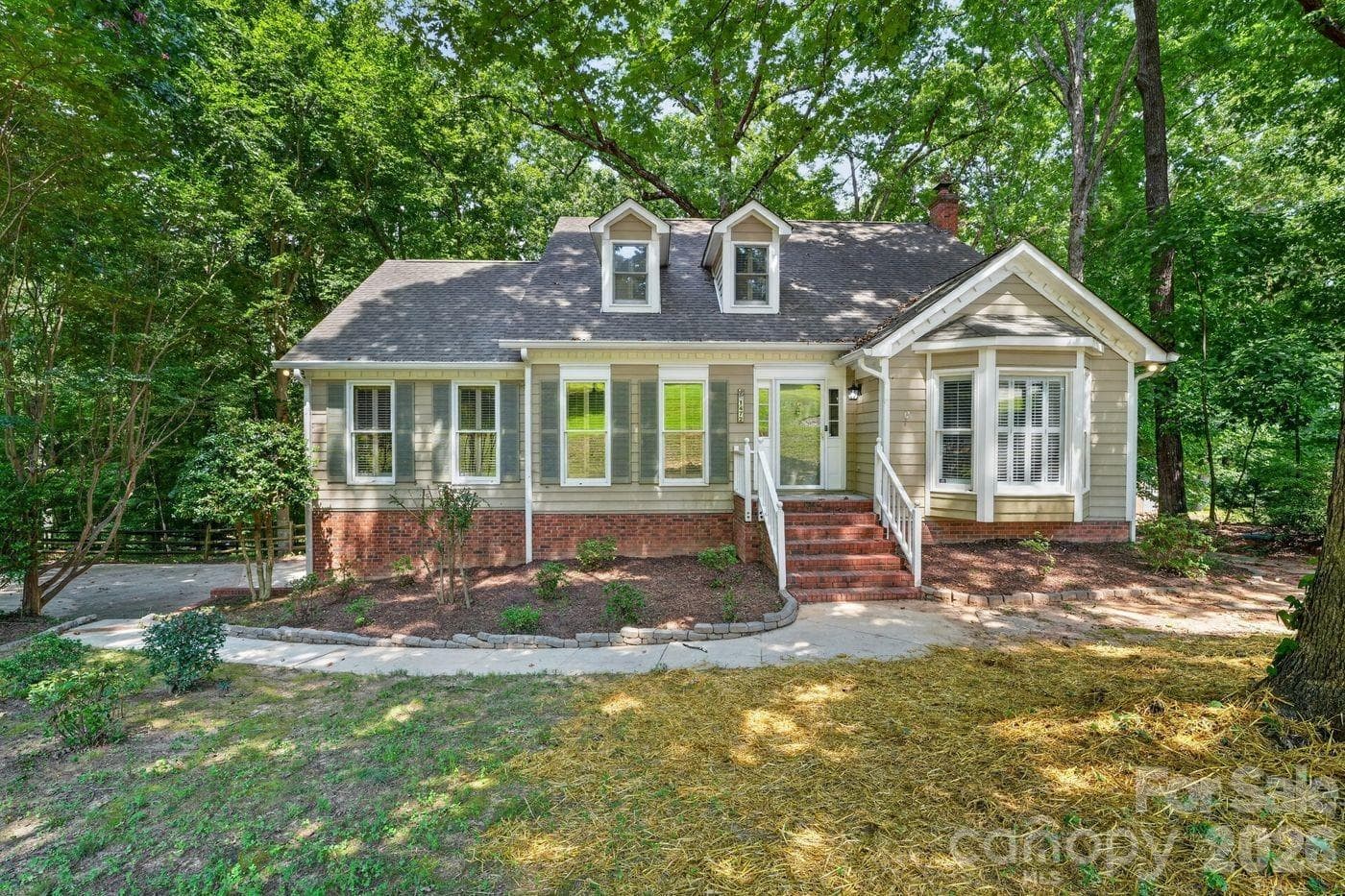 1472 Old Tara Lane