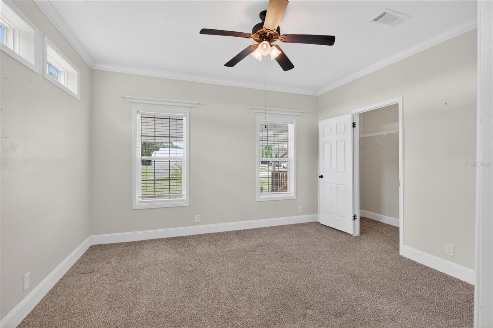Manufactured Home at 101 TROUT TRL, CRESCENT CITY, photo 14 of 42
