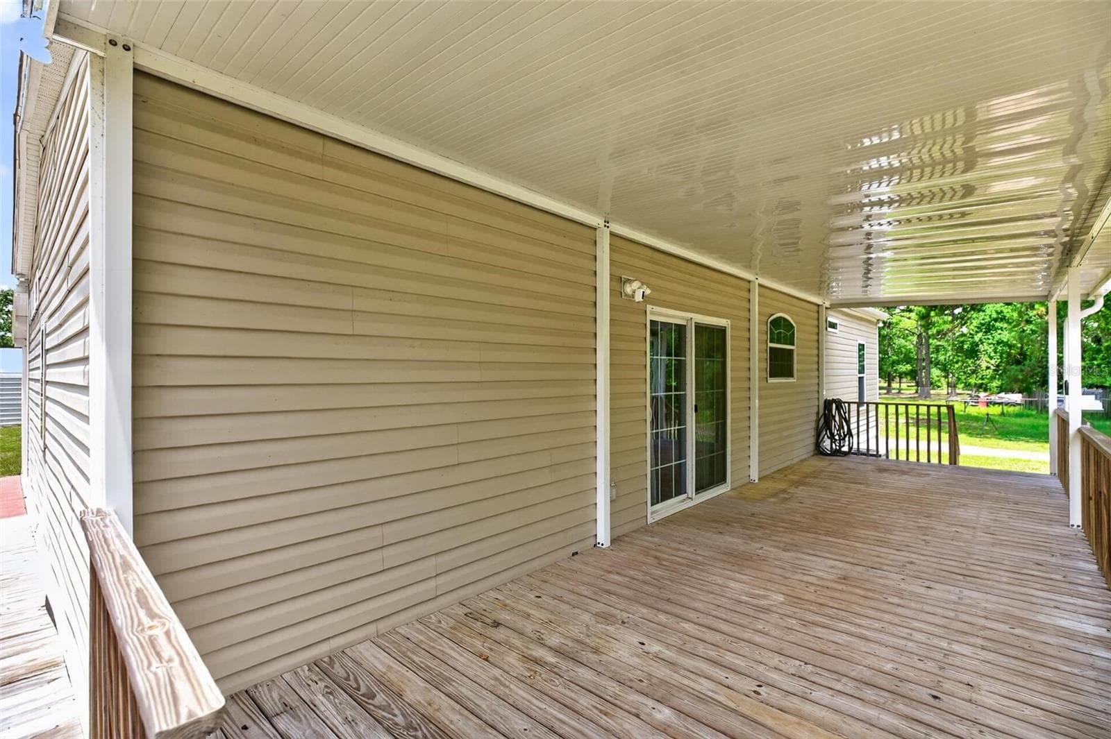 Manufactured Home at 101 TROUT TRL, CRESCENT CITY, photo 21 of 42