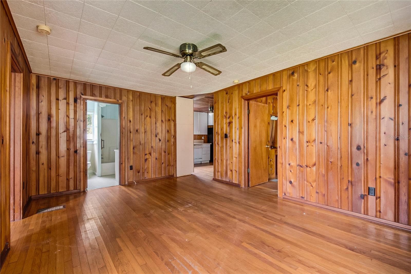 Single Family Residence at 2536 MAGNOLIA AVE, SANFORD, photo 6 of 40