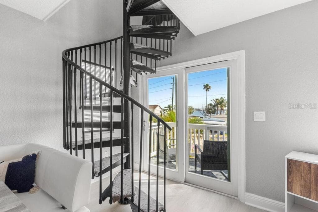 Single Family Residence at 14500 N BAYSHORE DR, MADEIRA BEACH, photo 18 of 60