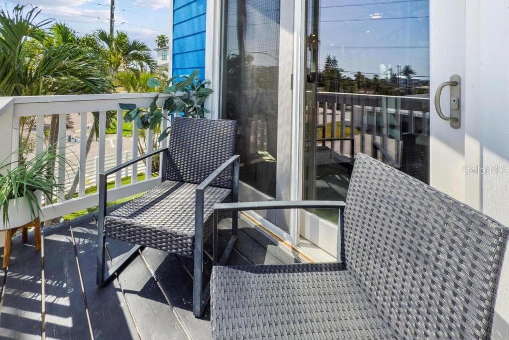 Single Family Residence at 14500 N BAYSHORE DR, MADEIRA BEACH, photo 22 of 60