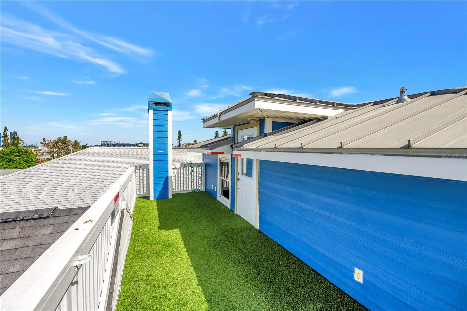Single Family Residence at 14500 N BAYSHORE DR, MADEIRA BEACH, photo 40 of 60