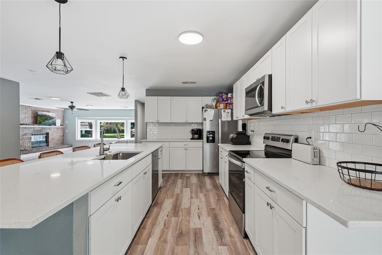 Single Family Residence at 2112 MEADOW LARK RD, SPRING HILL, photo 17 of 53