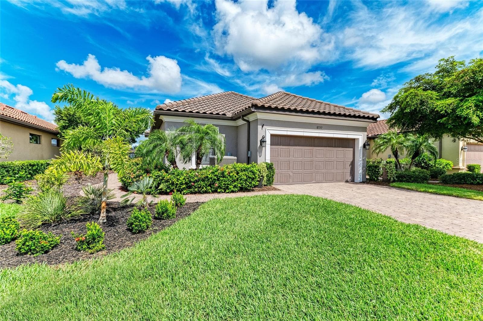 8737 BELLUSSI DR
