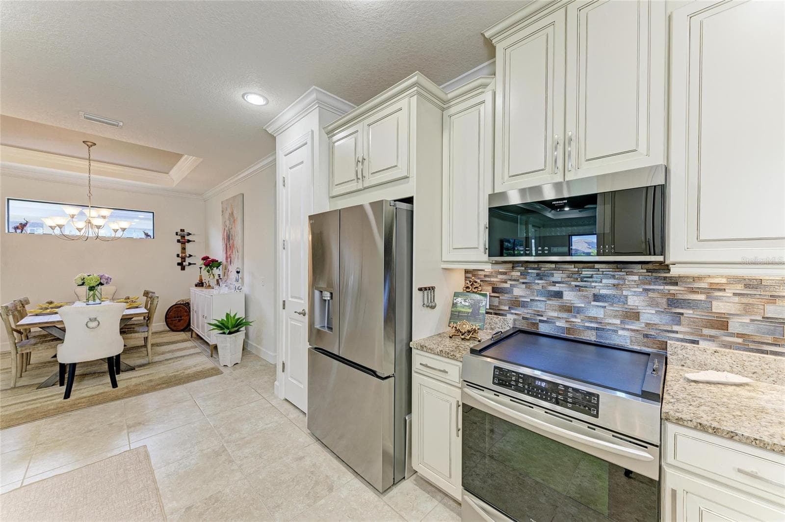 Single Family Residence at 8737 BELLUSSI DR, SARASOTA, photo 21 of 57