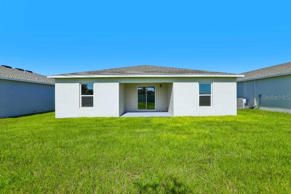 Single Family Residence at 3481 DAHLIA DR, LAKE HAMILTON, photo 2 of 42