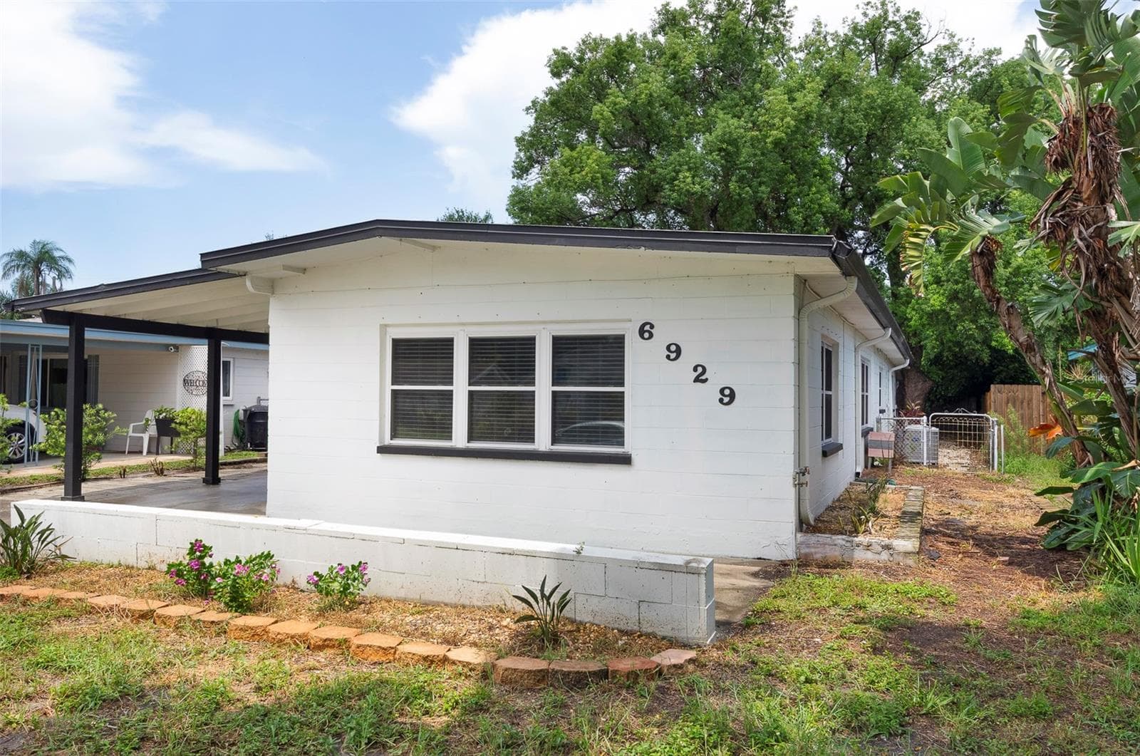 Single Family Residence at 6929 39TH AVE N, ST PETERSBURG, photo 2 of 35