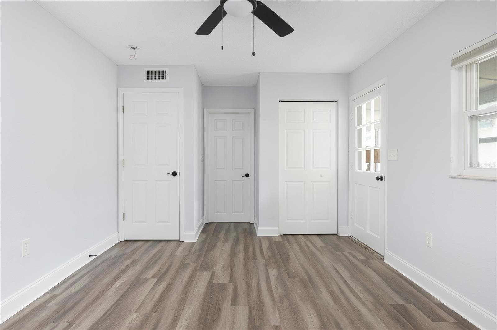 Single Family Residence at 6929 39TH AVE N, ST PETERSBURG, photo 20 of 35