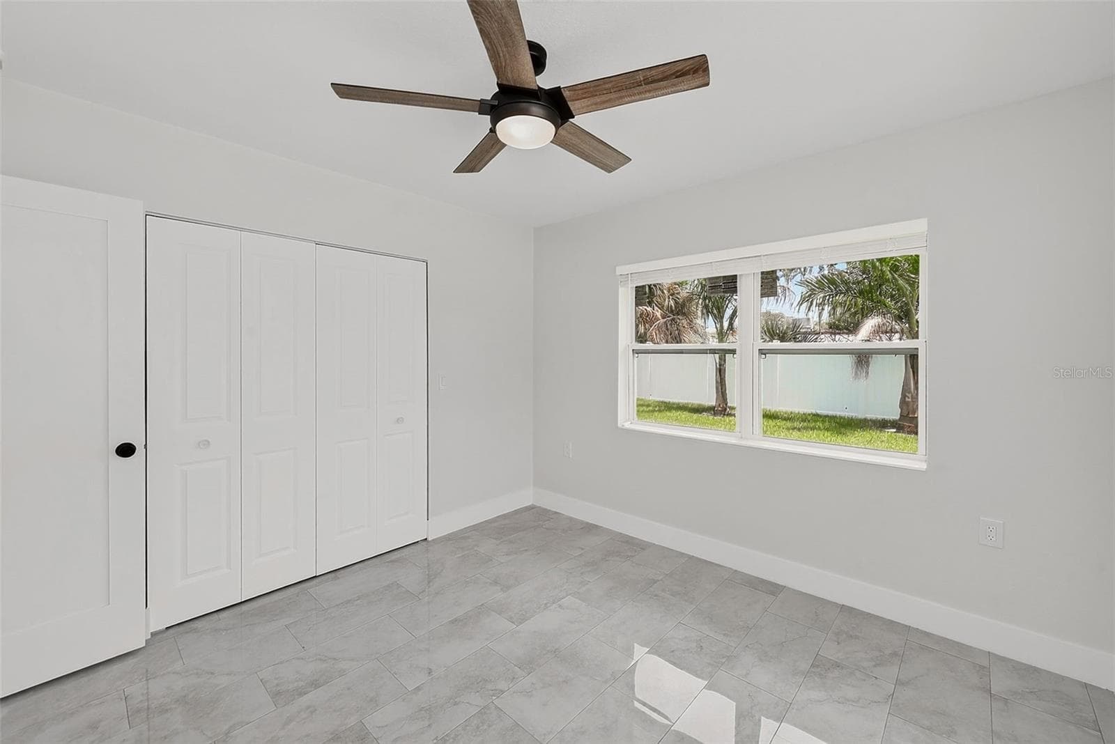 Single Family Residence at 2425 BAYWOOD DR E, DUNEDIN, photo 24 of 44